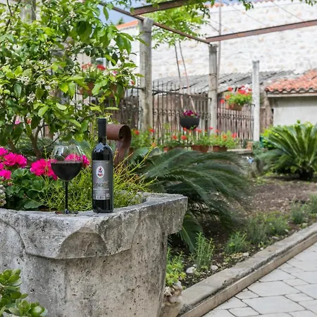 Apartment & Room Korta Vilea
