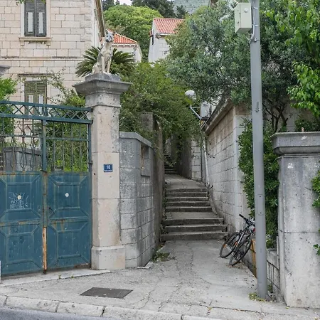 Apartment & Room Korta Vilea Ντουμπρόβνικ